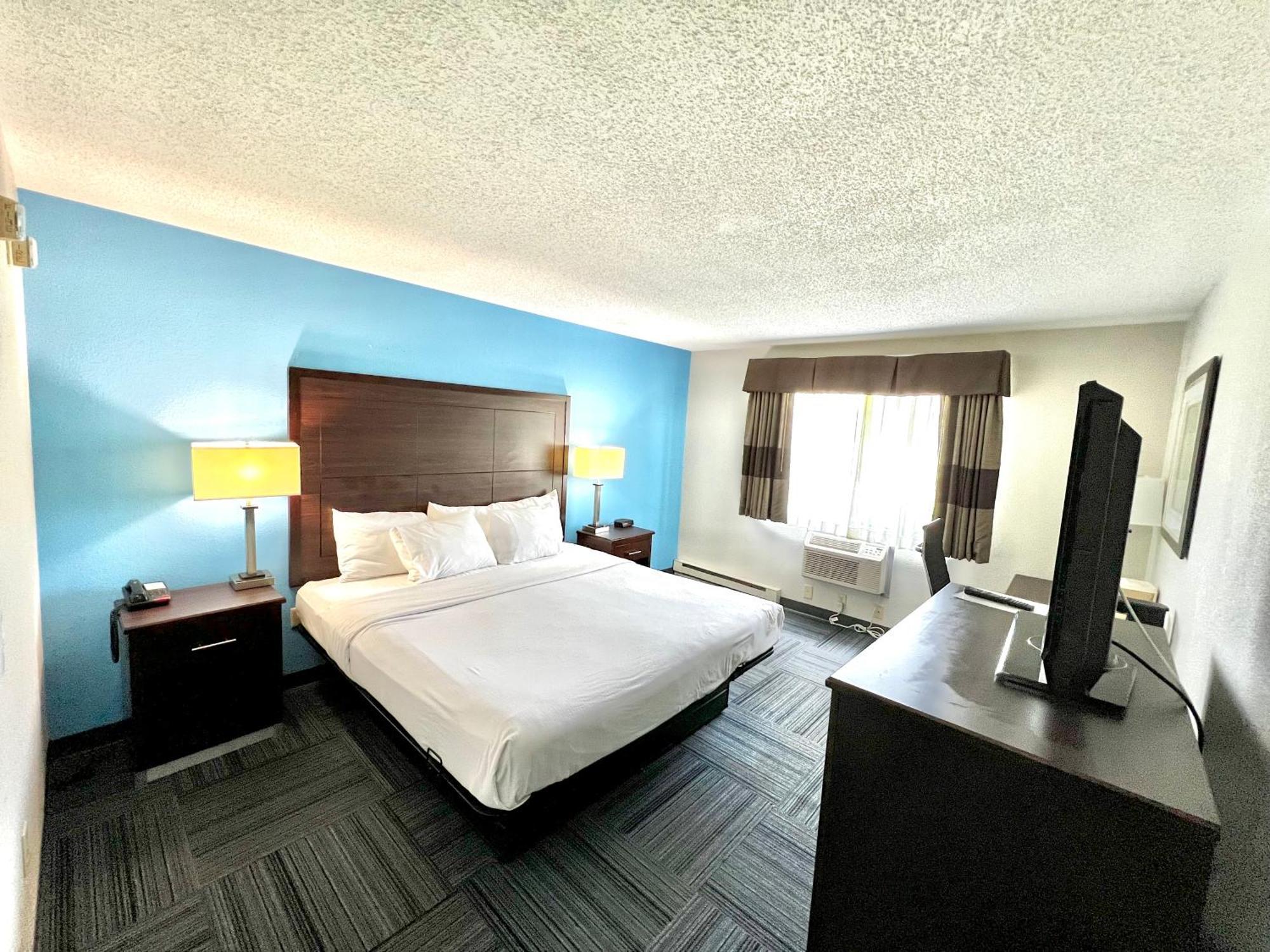 Baymont By Wyndham Marinette Otel Dış mekan fotoğraf